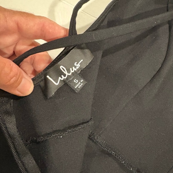 Lulus Deep V-Neck Elegant Black Mini Dress Women’s Size Small - Picture 8 of 8